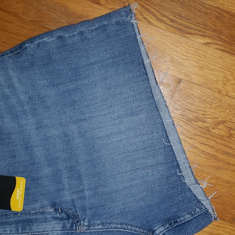 Lee Shorts - Picture 2 of 7